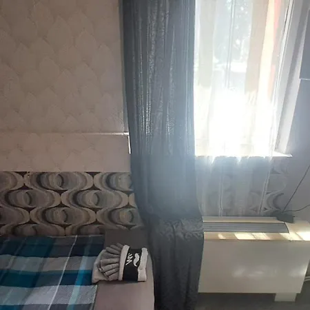 Sarkany Lak Budapestnel Сasa de vacaciones *