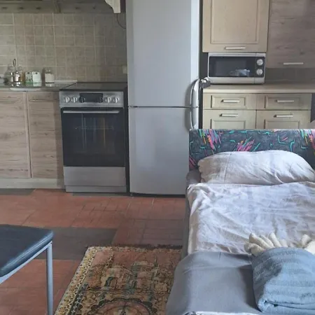Sarkany Lak Budapestnel Holiday home *