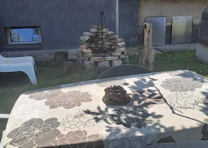 Sarkany Lak Budapestnel Ferienhaus Budapest