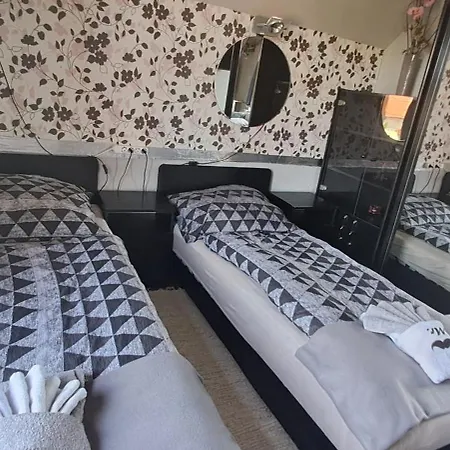 Sarkany Lak Budapestnel Casa de Férias